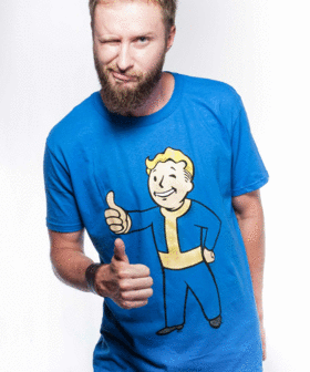 Fallout 4 - Vault Boy Approves T-shirt 1